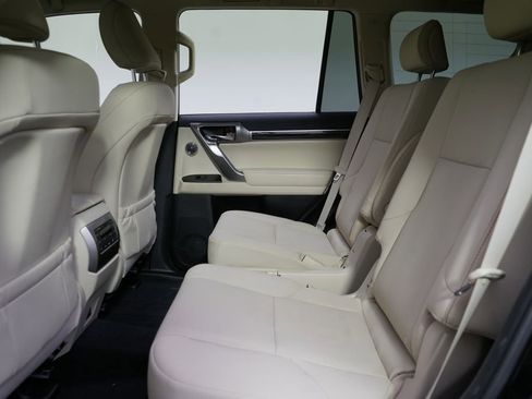 Used 2023 Lexus GX 460 Premium AWD/4WD image 22