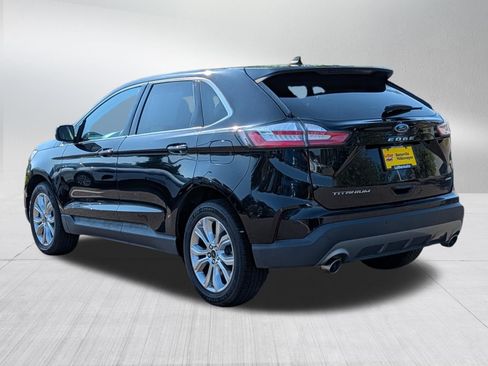 Used 2024 Ford Edge Titanium AWD/4WD image 5