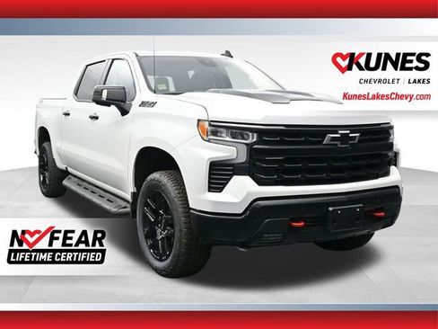 Used 2024 Chevrolet Silverado 1500 LT Trail Boss w/ LT Trail Boss Premium Package AWD/4WD image 1