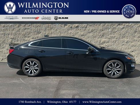 Used 2023 Chevrolet Malibu RS w/ LPO, Floor Liner Package FWD image 1