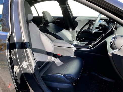 Used 2022 Mercedes-Benz C 300 C 300 image 12