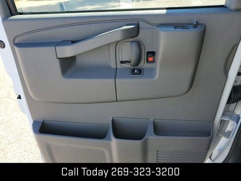 New 2025 GMC Savana 3500 Extended w/ Driver Convenience Package image 20