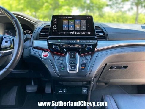 Used 2025 Honda Odyssey Sport-L image 23