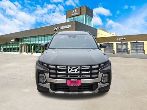 Certified 2025 Hyundai Santa Cruz Limited image 2