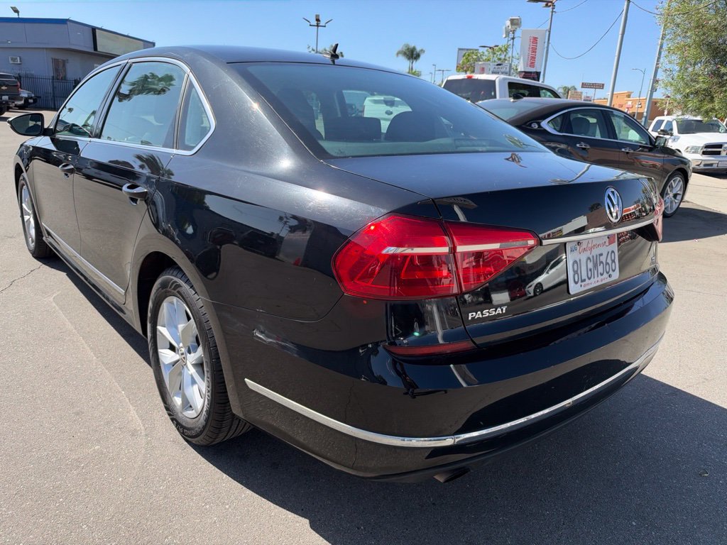 Used 2016 Volkswagen Passat 1.8T S FWD image 4