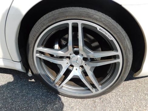 Used 2009 Mercedes-Benz CLS 63 AMG image 34