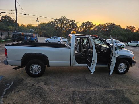 Used 2005 Dodge Ram 3500 Truck ST RWD image 38
