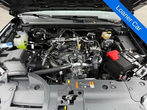 New 2025 Ford Ranger XLT w/ Chrome Accent Package AWD/4WD image 11