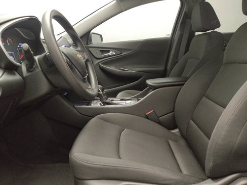 Used 2025 Chevrolet Malibu LS FWD image 17