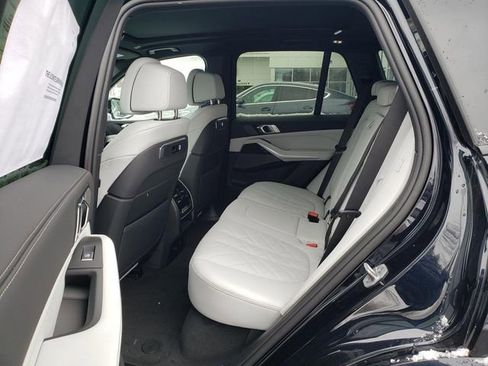 New 2026 BMW X5 xDrive40i w/ M Sport Package image 11