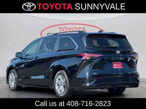 Certified 2021 Toyota Sienna XSE AWD/4WD image 8
