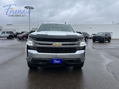 Used 2022 Chevrolet Silverado 1500 LT AWD/4WD image 3