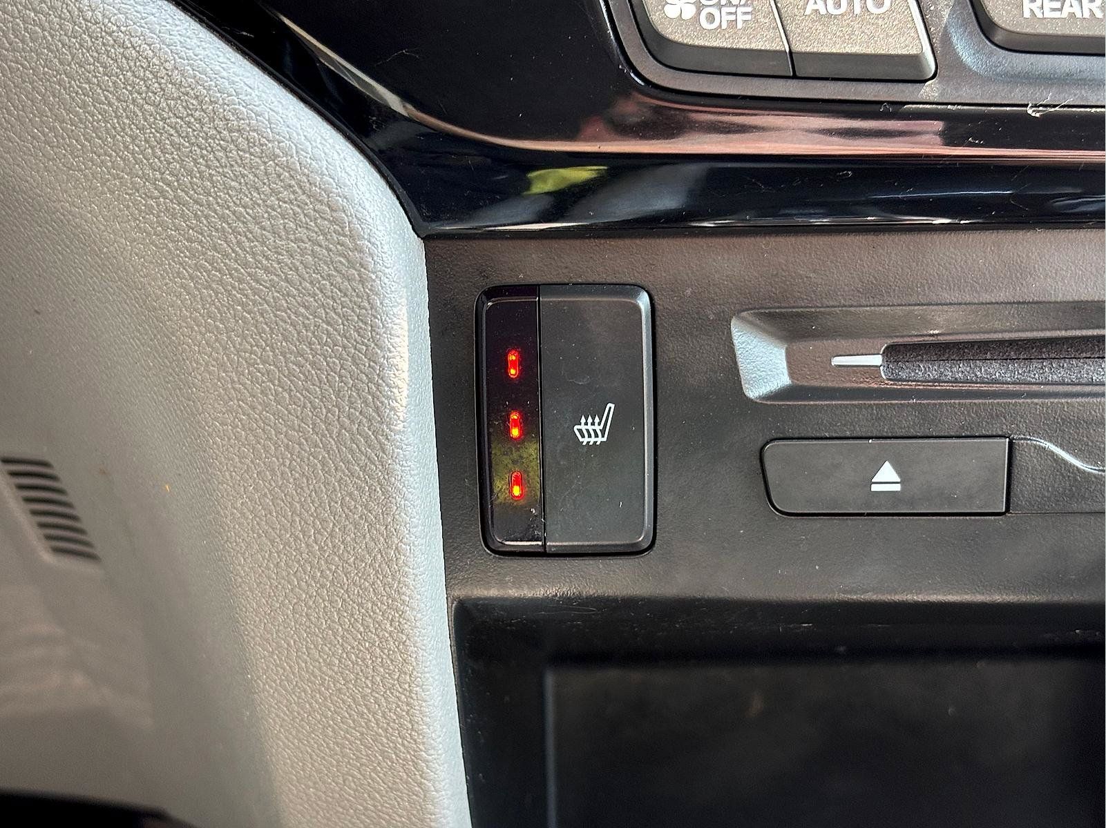 Certified 2022 Honda Pilot Touring image 30