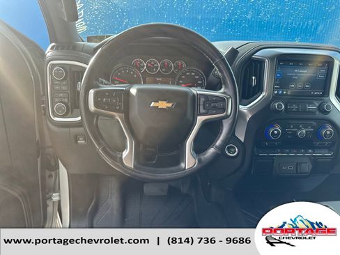 Used 2022 Chevrolet Silverado 1500 LT image 15