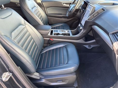 Used 2022 Ford Edge SEL w/ Sport Appearance Package image 14