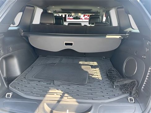 Used 2022 Jeep Grand Cherokee Limited w/ Trailer Tow Group IV image 15