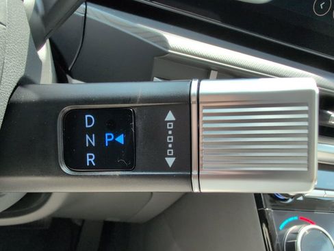 New 2026 Hyundai Santa Fe SE image 17