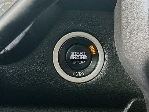 Used 2021 RAM 2500 Big Horn image 28