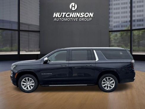 Certified 2025 Chevrolet Suburban Premier image 4