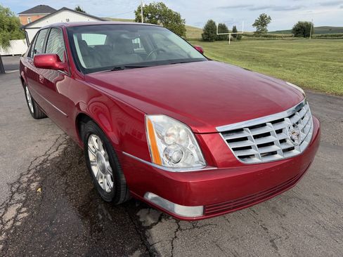 Used 2010 Cadillac DTS FWD image 8