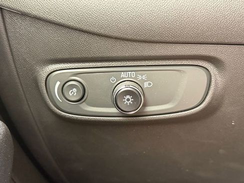 Used 2023 Chevrolet Equinox RS w/ RS Leather Package image 25