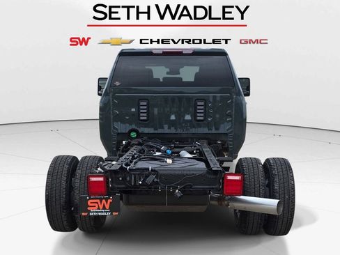 New 2026 Chevrolet Silverado 3500 LT AWD/4WD image 6