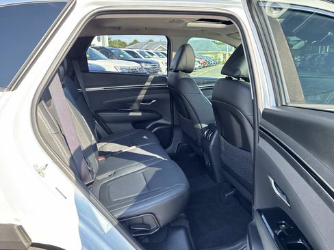 Used 2022 Hyundai Tucson SEL w/ Convenience + Premium Package AWD/4WD image 11