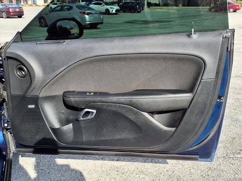 Used 2017 Dodge Challenger R/T w/ Blacktop Package image 14