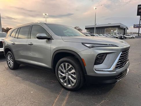 New 2026 Buick Enclave Preferred image 2