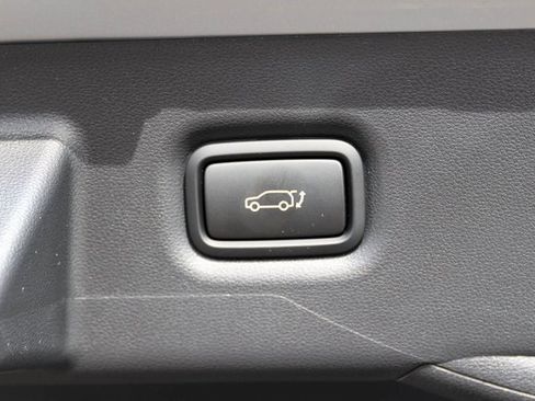 New 2026 Hyundai Ioniq 5 SEL image 7