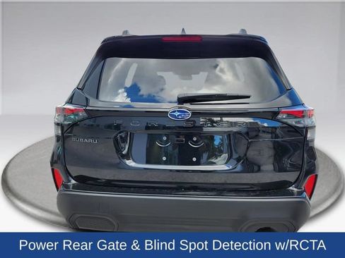 Used 2025 Subaru Forester Premium AWD/4WD image 5