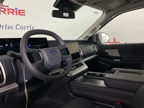 New 2026 Ford Expedition Max Active image 13