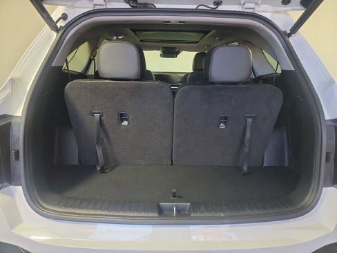 Certified 2025 Kia Sorento EX w/ Panoramic Sunroof Package image 7