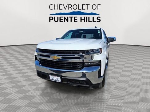 Used 2022 Chevrolet Silverado 1500 LT RWD image 3