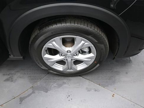 Certified 2025 Honda HR-V LX image 30