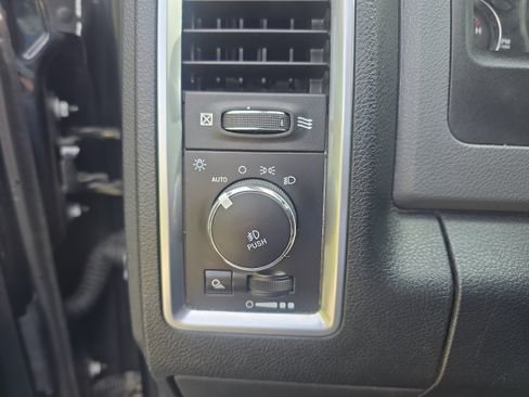 Used 2017 RAM 1500 Big Horn AWD/4WD image 15