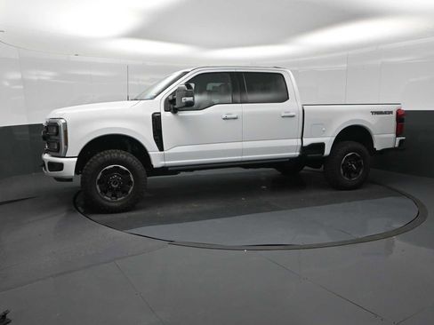 New 2026 Ford F250 Lariat w/ Tremor Off-Road Package AWD/4WD image 4