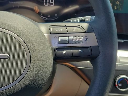 New 2027 Hyundai Kona SE FWD image 8