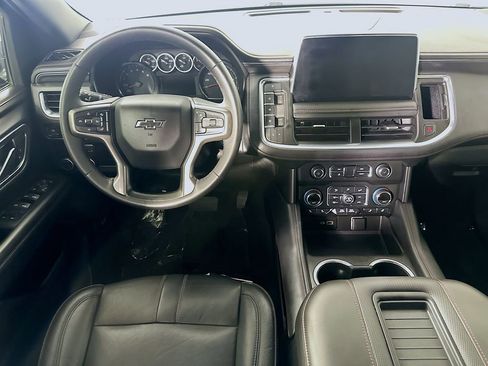 Used 2021 Chevrolet Tahoe RST w/ Luxury Package RWD image 18