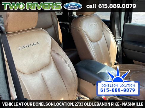 Used 2017 Jeep Wrangler Unlimited Sahara w/ Connectivity Group AWD/4WD image 37