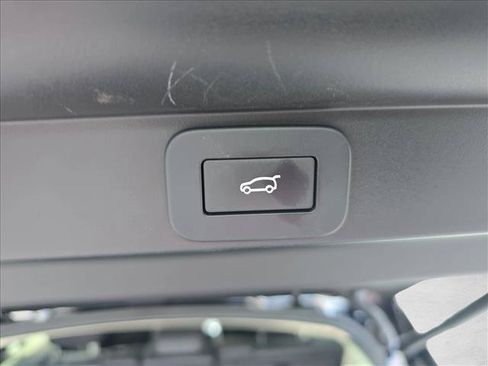 Used 2023 Land Rover Range Rover SE AWD/4WD image 13