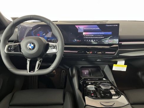 New 2026 BMW 530i xDrive w/ M Sport Package image 13