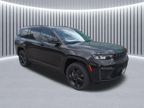 New 2026 Jeep Grand Cherokee L Limited AWD/4WD image 1