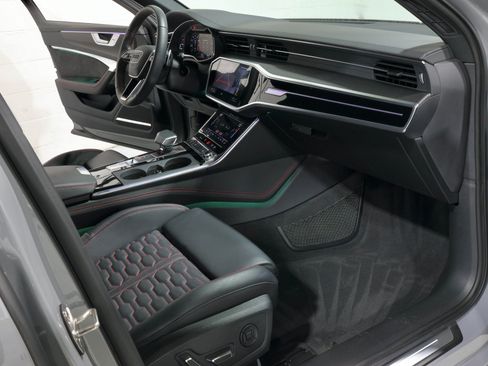Used 2021 Audi RS 6 AWD/4WD image 79