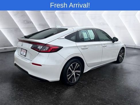 Used 2024 Honda Civic LX image 6