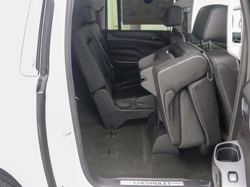 Used 2017 Chevrolet Suburban LT AWD/4WD image 17