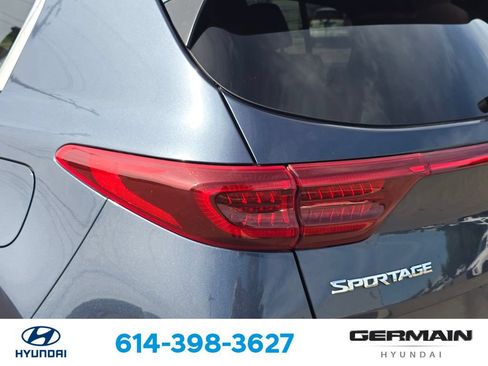 Used 2022 Kia Sportage SX AWD/4WD image 16