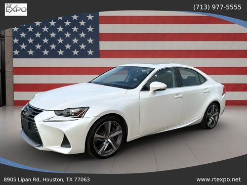 Used 2019 Lexus IS 300 w/ Navigation Package image 5