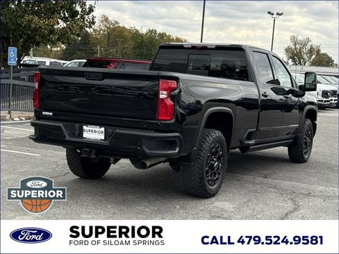 Used 2024 Chevrolet Silverado 3500 High Country w/ Technology Package image 3