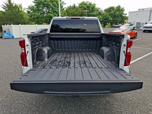 Used 2023 Chevrolet Silverado 1500 LT AWD/4WD image 29